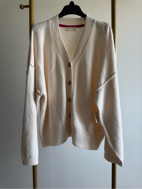 Free People Sweaters - Free People Cream Button-Front V-Neck Cardigan
